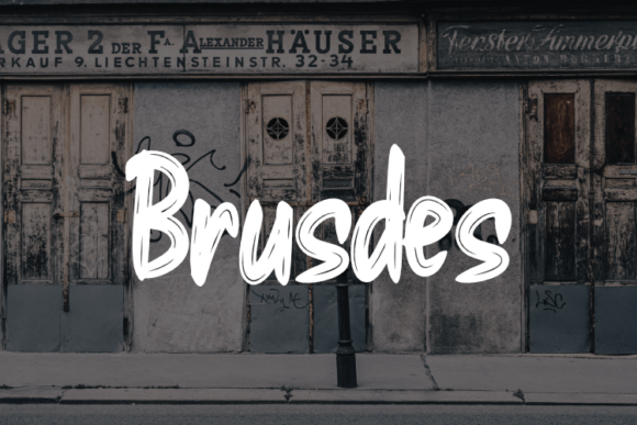 Brusdes Typeface: Elevating Campaign Visuals with Handwritten Style